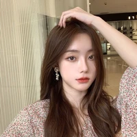 เดือน(น้องนายเอก+คนกลาง)