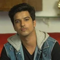 Abhi [ ml bff]