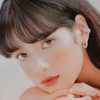 Ellena Amora Steviana