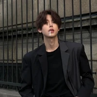 ทัช(ลูกน้องพระเอก)