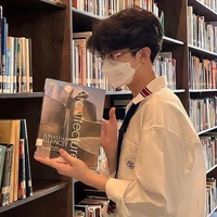 เป็นหนึ่ง(เพื่อนนายเอกและพระเอก)