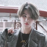 ธีร์(พ่อนางเอก)