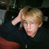 เปรม:นายเอก