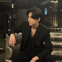 นิโคลัส