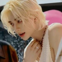 Hyunjin {Alpha tunggal bebas}