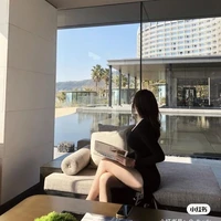 ทีน่า//เพื่อนนางเอก