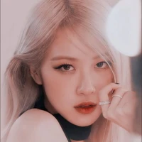 Min Chae-young (Rosè) [Omega]