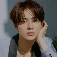 •kim junwo•(anak pengusaha emas)
