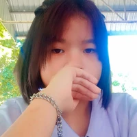 ปุ๊กลุ๊ก(นางเอก)