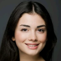 Özge yağız