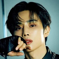 KIM SUNWOO