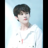 พีช(รุ่นพี่)