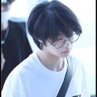 ปีเตอร์(รุ่นเดียวกับมีน)