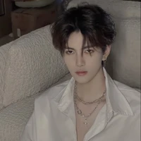 ลมหนาว(นายเอก)