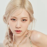 บิว(พี่สาวของบาส)
