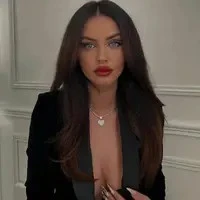 Romina Wilson|27|[Abogada]