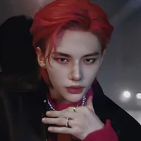 Hwang Hyunjin🦦