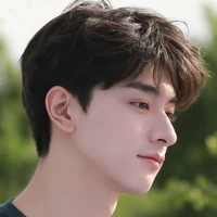 รี(เพื่อนพระเอก)