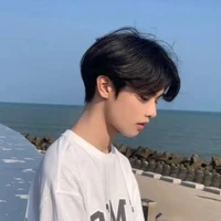 มีน(นางเอก)