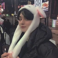ᗩᑌTOᖇ