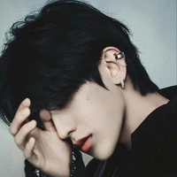 อชิ(อาจารย์)