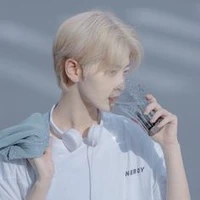 แอดเองค้าบ😉🤍
