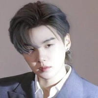 Yoongi (Suga)