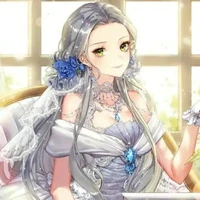 Kiara Hermosa/ top designer/fl mother