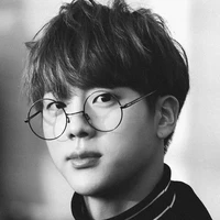 kim seokjin/ tae mom