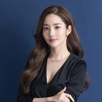 Kimberly (Mommy)