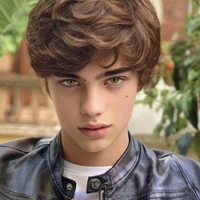 Alexander (Híbrido Domimante)