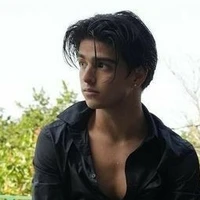 Nicolas ( nico)