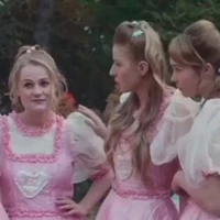 amigas da kelly