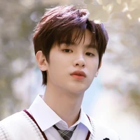 ไอดิว(เพื่อนพระเอก)