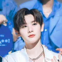 ไนท์(เพื่อนพระเอก)