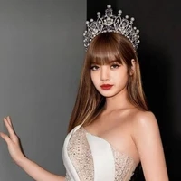 Lisa ● Aluna ●