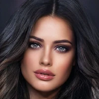 Gabriela (18 años amiga de Rocio)