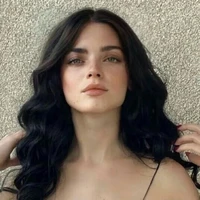 Ingrid (18 años,arozz)