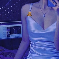 อิน (เพื่อนเจส+ขายตัว)