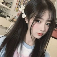 เมย์(พี่คนกลาง)​