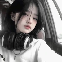 เฟย์ (เพื่อนพระนาง)