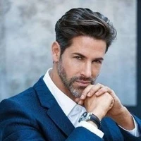 Salvador (papá de Walter)