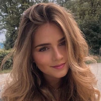 Guadalupe (18 años)