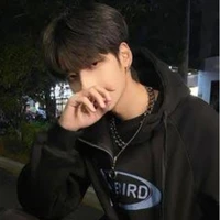 บอส//บอดี้การ์ดคนสนิทของพ.อ