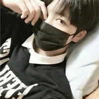 ไวท์ (รุ่นพี่)