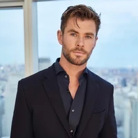 Robert (50 años papá de Noah y Lee)