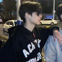 เเบงค์ เพื่อนพระเอก
