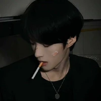 นุ๊ก(เพื่อนนางเอก)