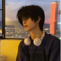 ใต้ฝุ่น(มือขวาพ.อ)