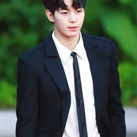 ลูกน้อง (พอ)